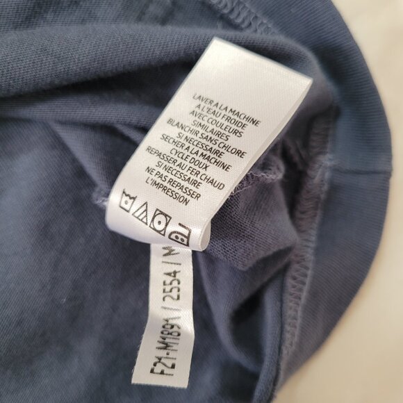 Life is Good Holiday Shirt Long Sleeve Peace Mistletoe Soft Cotton Crewneck - Picture 7 of 10